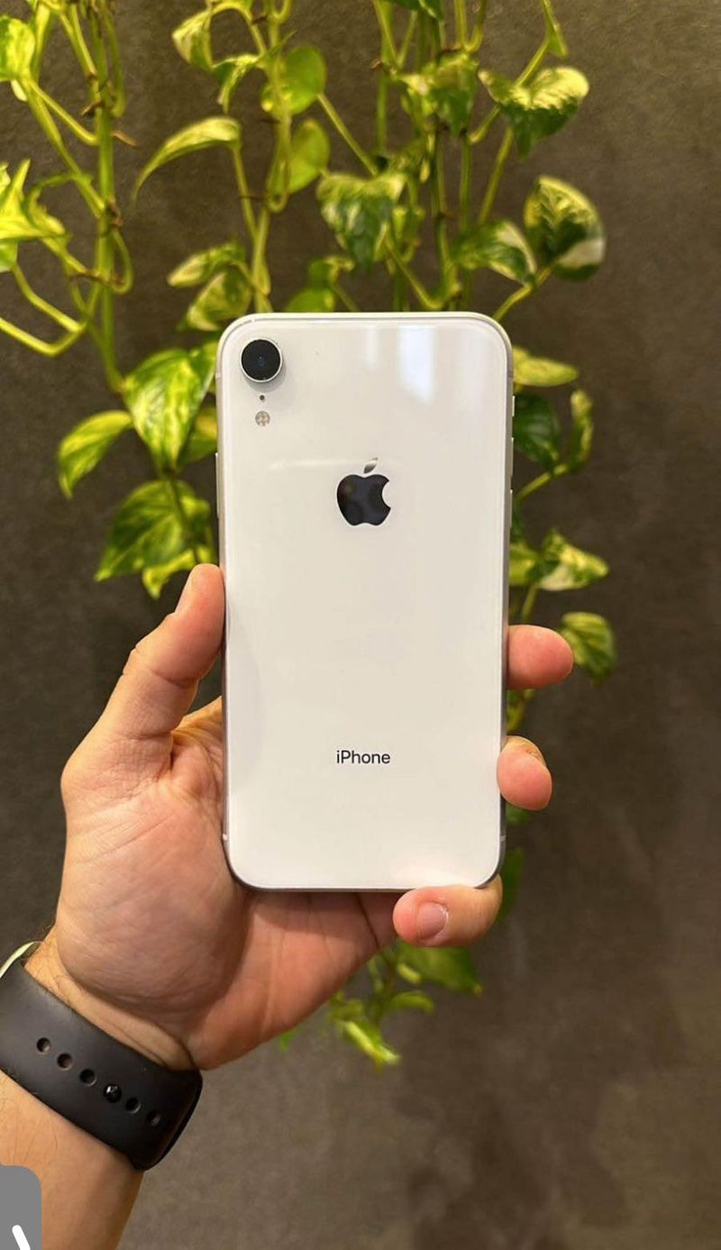 iPhone XR 64GB: Desempenho Premium com Estilo e Proteção!